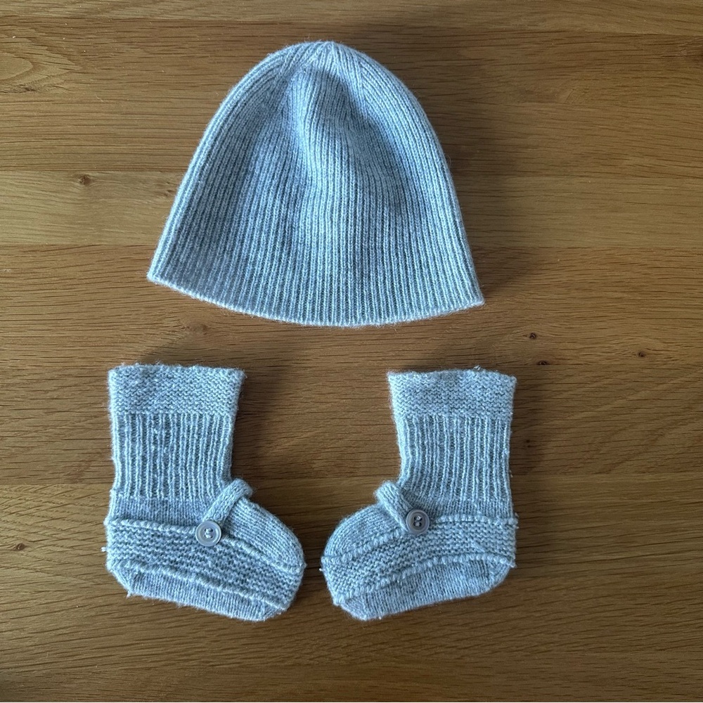 Soft Knit Baby Hat and Booties Set - Light Gray